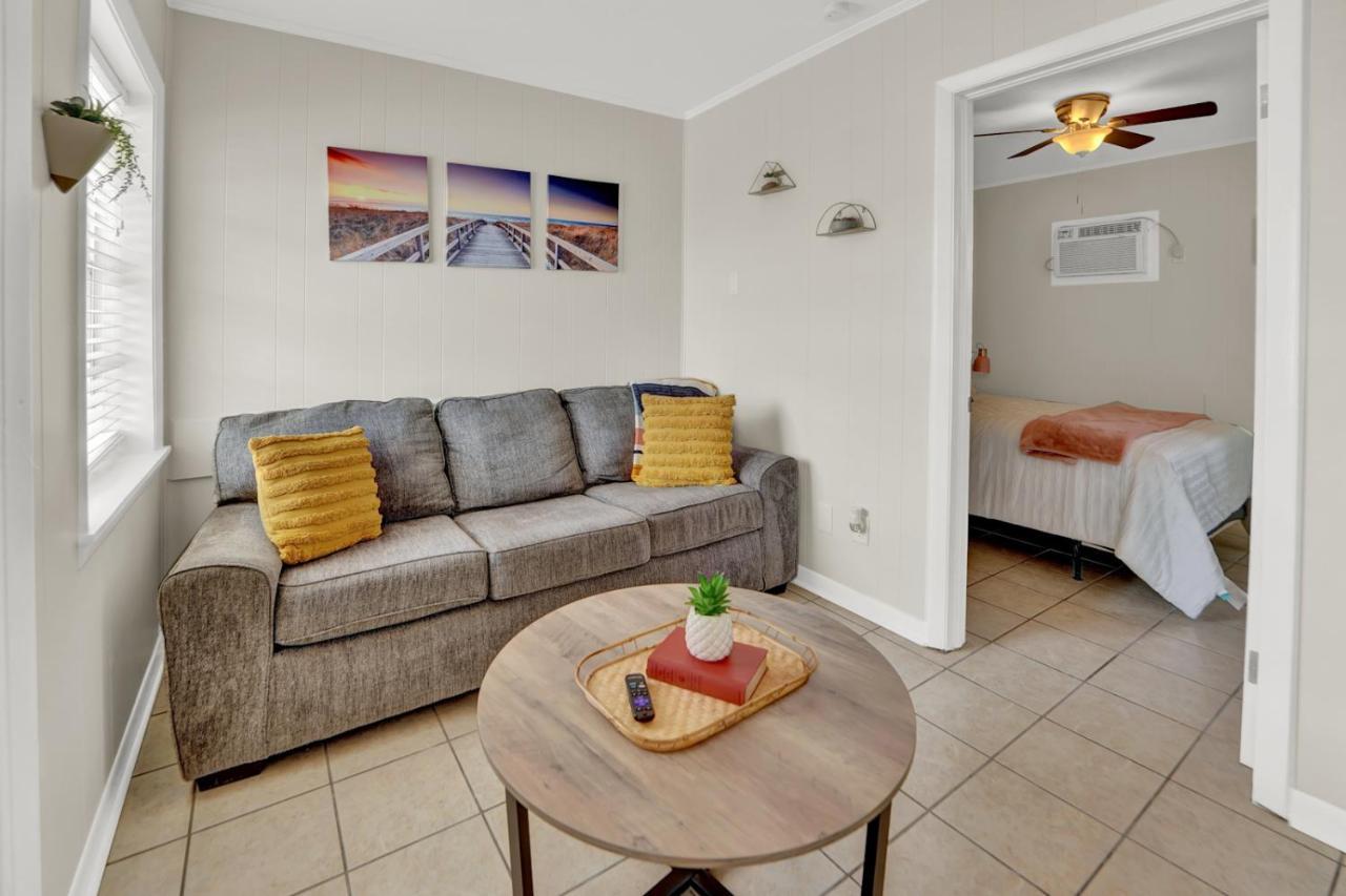 Sea Foam Suites Lower Grand Lagoon エクステリア 写真
