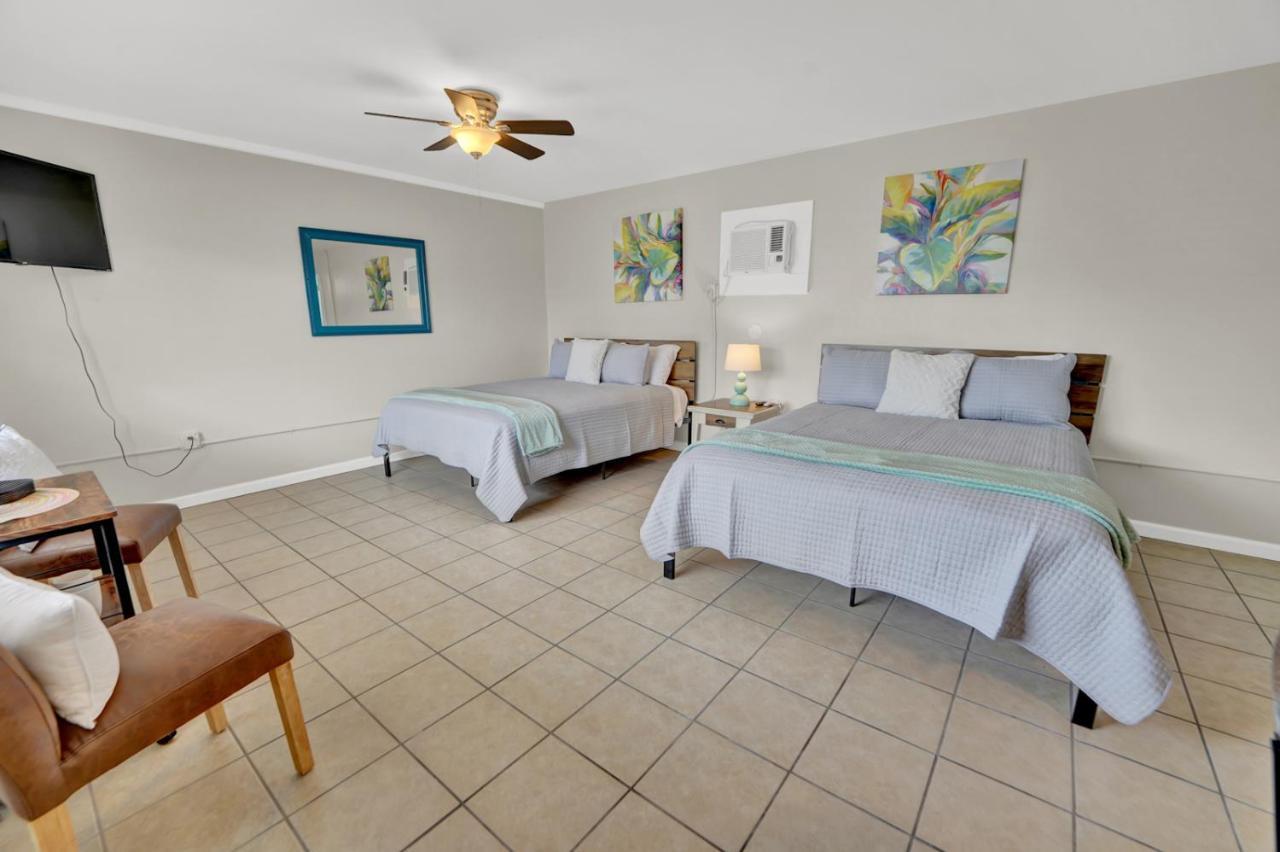 Sea Foam Suites Lower Grand Lagoon エクステリア 写真
